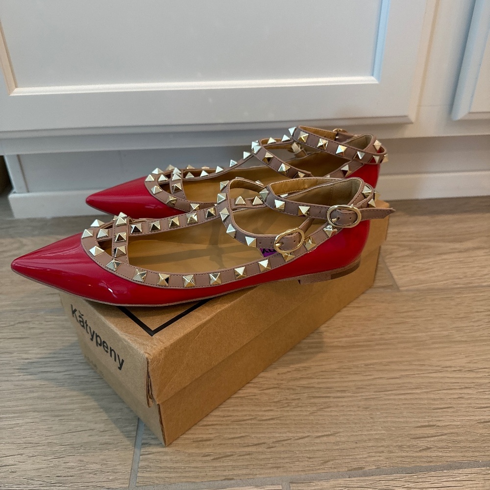 Women’s shoes